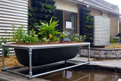 How to Make an Aquaponics Grow Bed