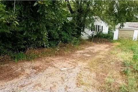 UNBELIEVABLE LAWN TRANSFORMATION For Elderly Woman In Need Of Help - Satisfying Makeover