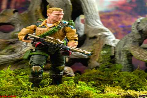 G.I. Joe Classified Duke In-Hand Gallery