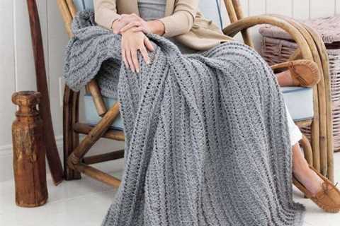 Free Pattern – Cabled and Shell Pattern