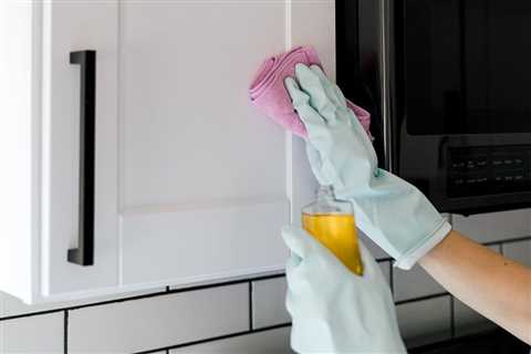 7 Best Degreaser for Kitchen Cabinets Before Painting