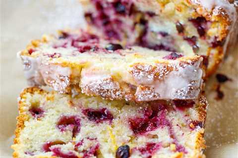 Huckleberry Cake