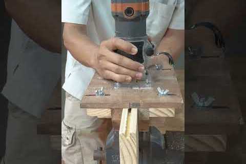 How to connect the board using the center trick​ #woodworking #shorts