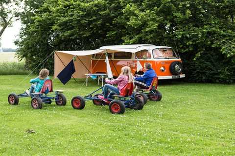 Camping With Kids - Staying Warm Outdoor