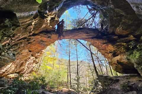 Hiking to Hopewell Arch, Snow Arch, Double Deer Arch, & Copperas Falls in Red River Gorge