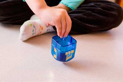 How To Play Dreidel and Other Dreidel Games