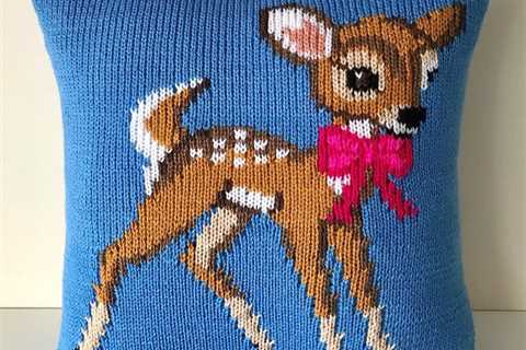 Knit a Vintage Fawn Pillow Cushion Cover