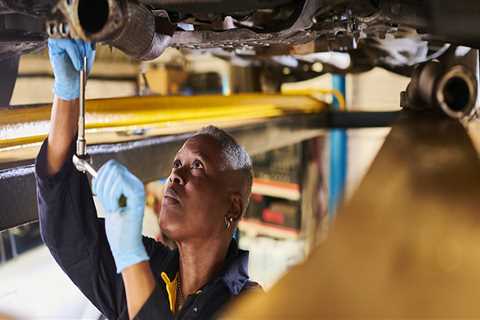 The Benefits of Choosing Independent Mechanics for Your Auto Repair Needs