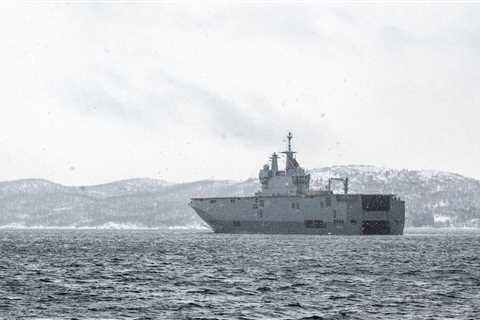 The Polar Retrospective – French Arctic Defense Strategy, gravity waves in the Arctic Ocean and the ..