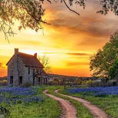 The Magic of the Golden Hour: The Best Time for Photo Shoots in West Central Texas