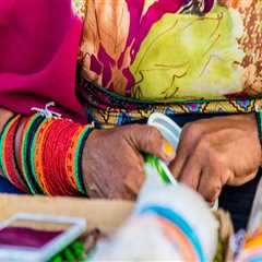 Exploring the Online Market for Artisans in Panama City, Florida