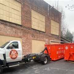 Simplify Cleanup with Dumpster and Truck Rentals in Worcester