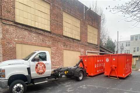 Simplify Cleanup with Dumpster and Truck Rentals in Worcester