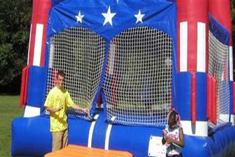 Why Moon Bounces Are Becoming Popular Additions to Outdoor Restaurant Events
